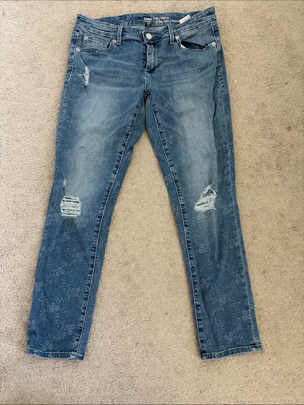 GAP Slim Distressed Women’s Jeans in Washed Blue